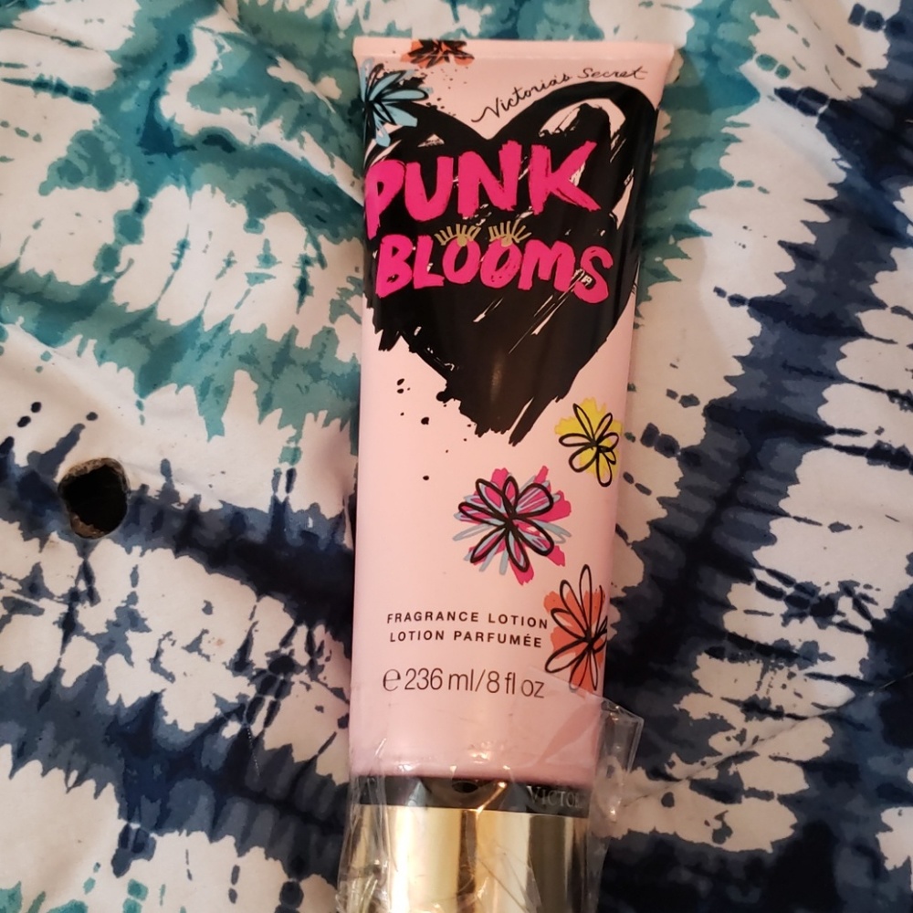 VS PUNK BLOOMS LOTION